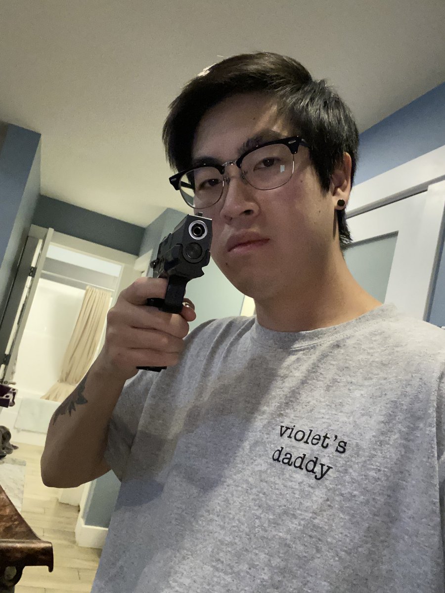 Brandon_Yuen's tweet image. me                                 my car