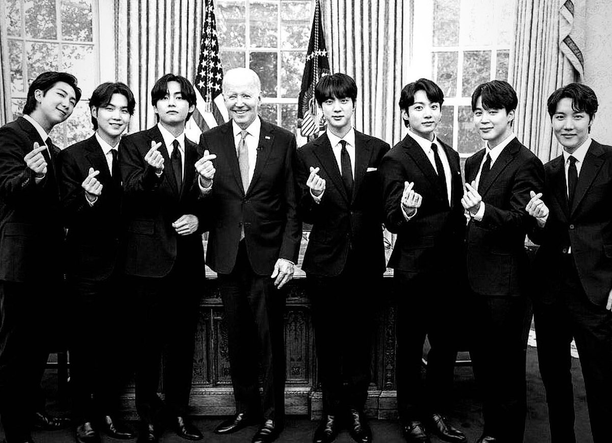 Jennier Than Jenny tweet media