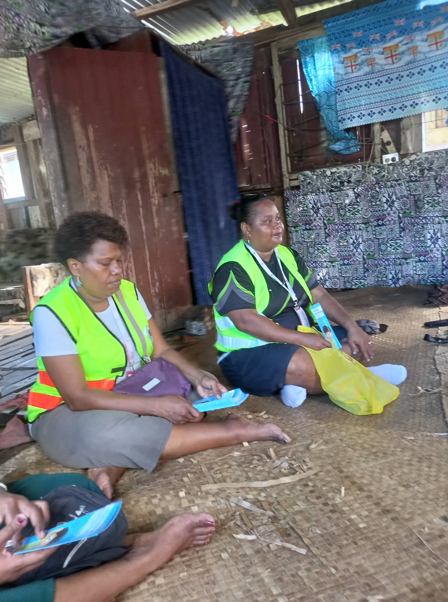 FijiCouncil's tweet photo. DCOSS across the 4 divisions continue their distribution of WASH kits with support from @MOHFiji and @UNICEFPacific this week. Here are shots from today's field work in Suva, Ba, Levuka and Tavua #DCOSSReady #FCOSSstrong @Nadokoulu @rasili_sepesa @FijiNDMO @VaniCatanasiga https://t.co/3mu45KtGfr