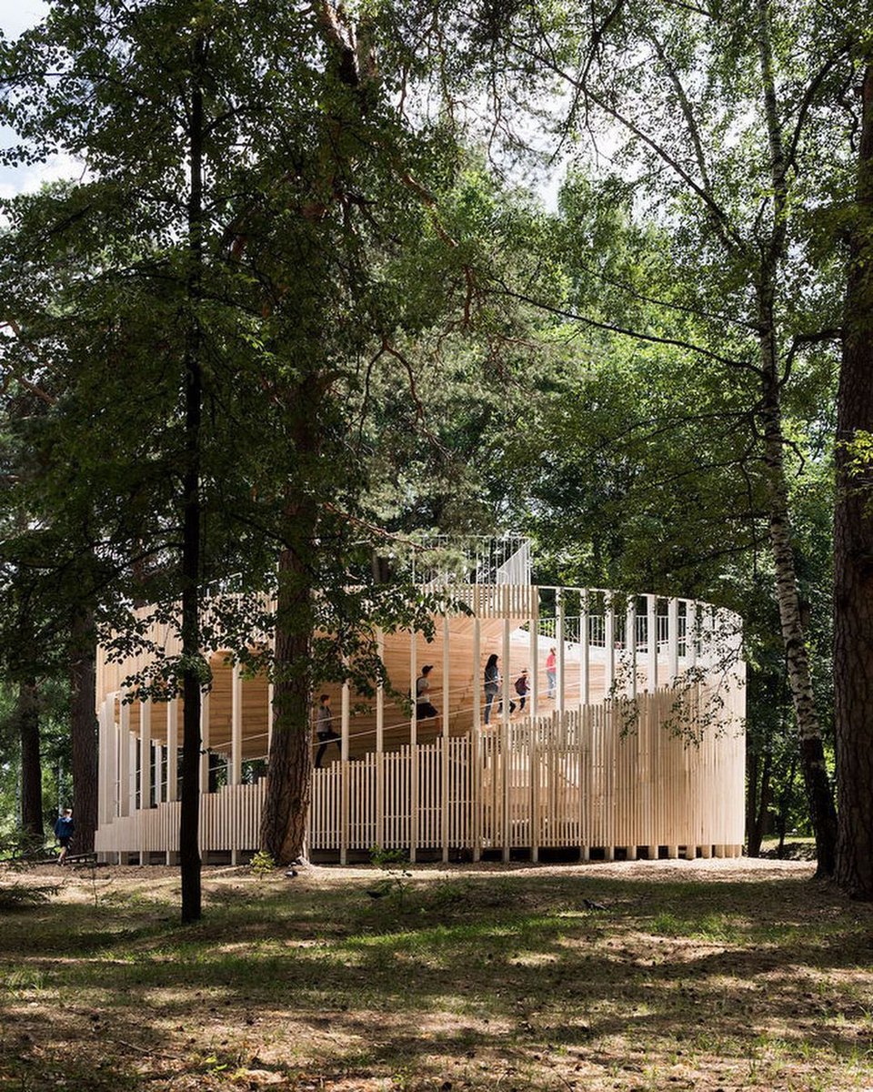 parametricarch's tweet image. Pavilion of the Future, designed by NOVOE is a part of knowledge sharing platform for the residents of different Russian territories.

📍Location: Vyksa, Russia
📸 Photographs: Ilya Ivanov

#wood #woodwork #woodstructure #arches #mathematical #algorithm #algorithmicdesign