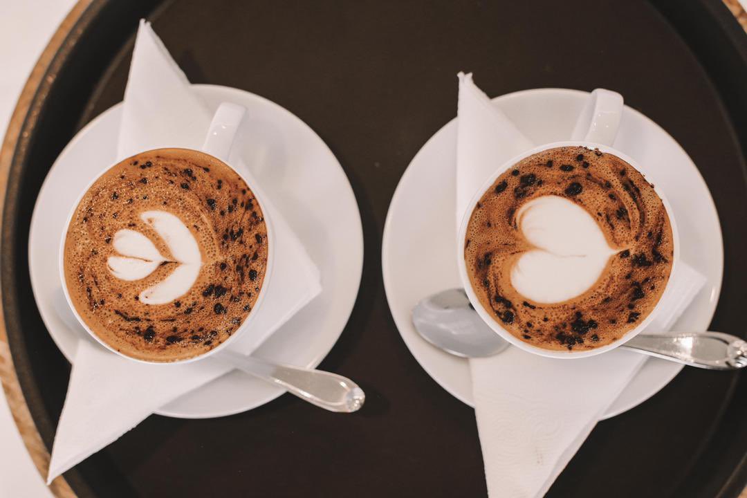 Coffee dates are the best dates!☕️😍

#toraikawayurwanda #toratora #goodcoffee #coffeestop #coffeefortwo #rwandacoffee