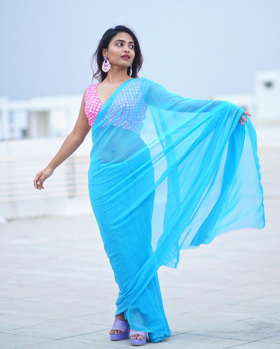 harika_alekhya's tweet photo. 💙💙💙 https://t.co/05SCnjpgap