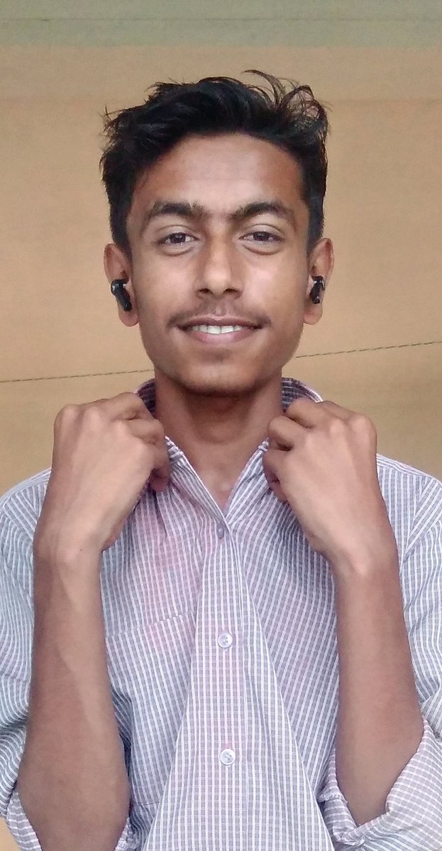 RohanKumarGiri2's tweet photo. Stay Happy! 😁 https://t.co/Gi8OAtFiQ4