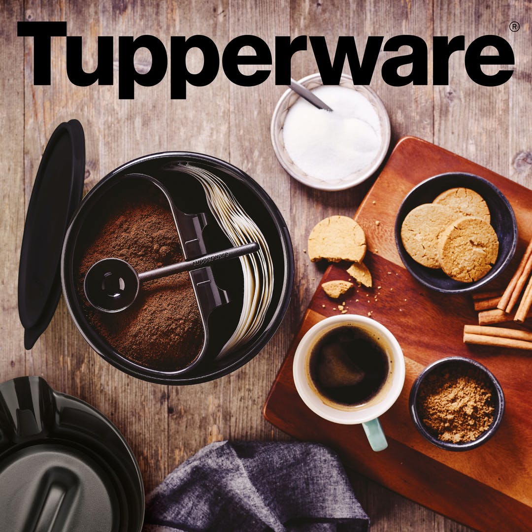 BlechSabine's tweet photo. Der Sommer steht vor der Tür: für die maximale Erfrischung an heißen Sommertagen einfach erfrischend, egal ob gefiltert, gekühlt oder aromatisiert. #SabineBlech #Tupperware #Familie #Party #Spaß #Rezept https://t.co/aK8YjNMAnG https://t.co/YMU6sFeZ4Q
