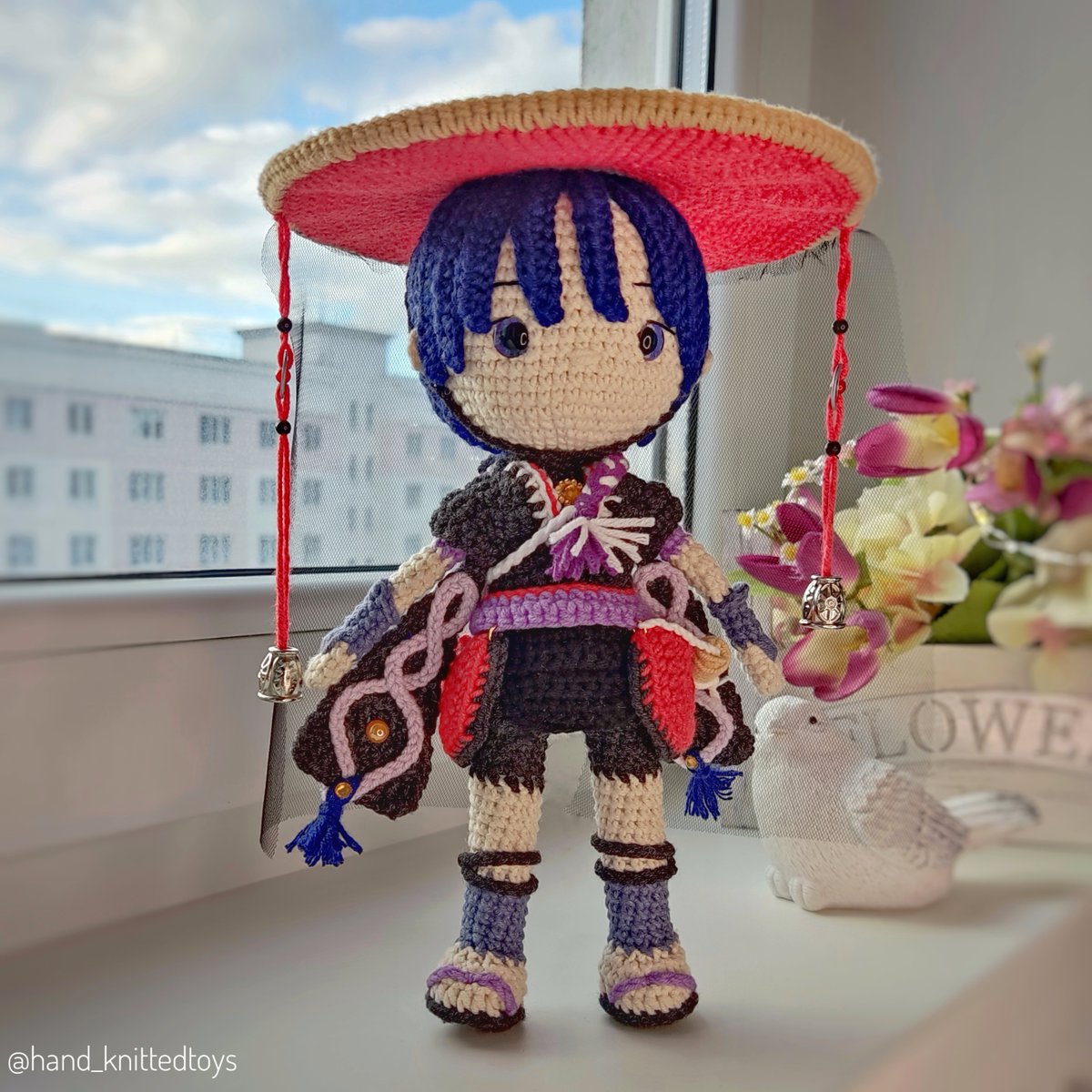 Скарамучча (Scaramouche) – персонаж Genshin Impact, о котором ходит много слухов. 
#crochettoys  #amigurumis #amigurumitoys #genshinimpact #genshinimpactedit #scaramouche #scaramouchegenshinimpact #scaramouchefanart #scaramoucheart #genshin #genshinedit
livemaster.ru/item/45083560-…