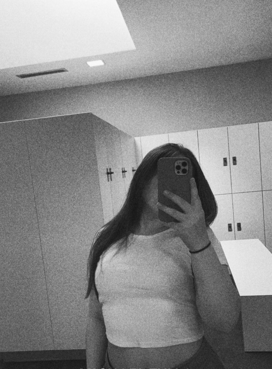 Einen guten Morgen für meine treuen Sklaven aus dem Fitnessstudio
Heute ist der erste! Ihr wisst was das heißt ausreden ziehen jetzt nicht mehr damit wir uns hier verstehen 🐷👀