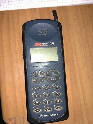 mad_robert's tweet photo. @sbronzyofficial Motorola International 6200 marchiato Telecom Italia Mobile. Se penso che sono passati 26 anni mi viene il magone. https://t.co/RSxQv47D07