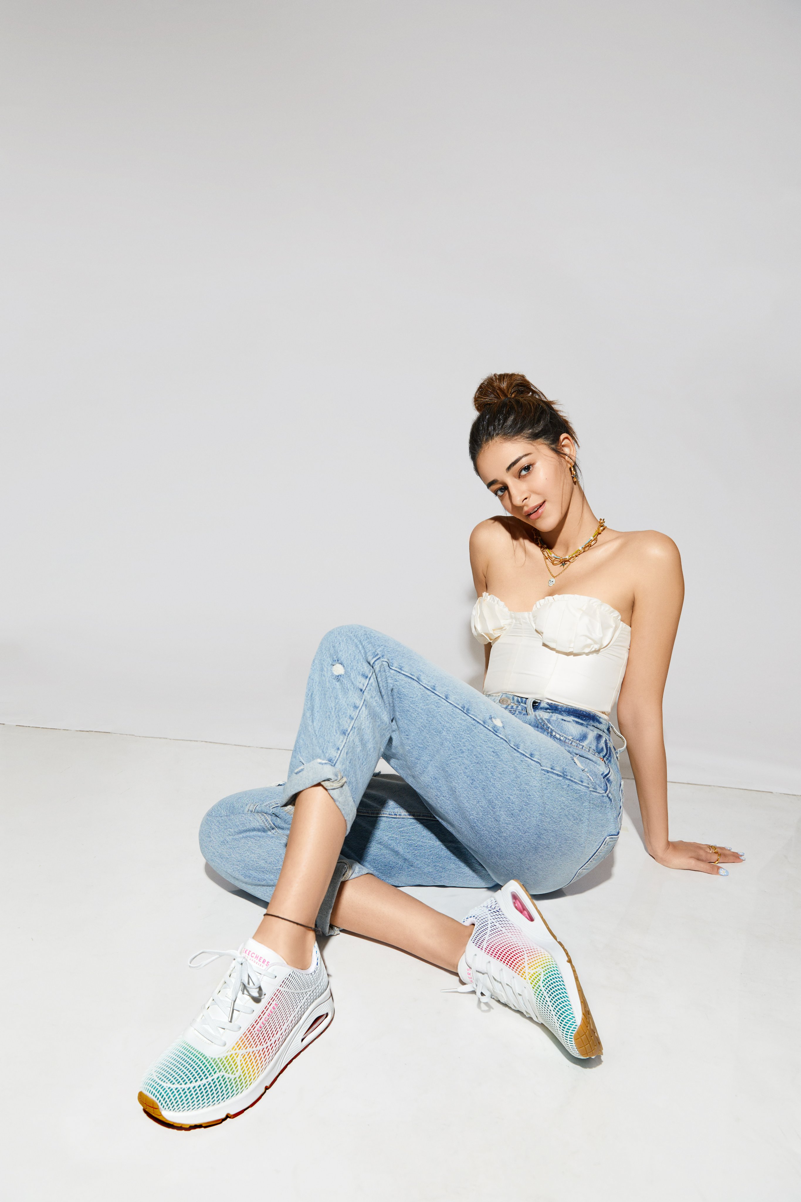 Under ~ Rindende fordelagtige Skechers India on X: "Ananya Panday is always poised to strike a pose with  Skechers! #UNO #WomenStyle #SkechersIndia https://t.co/mABpR7utaE" / X
