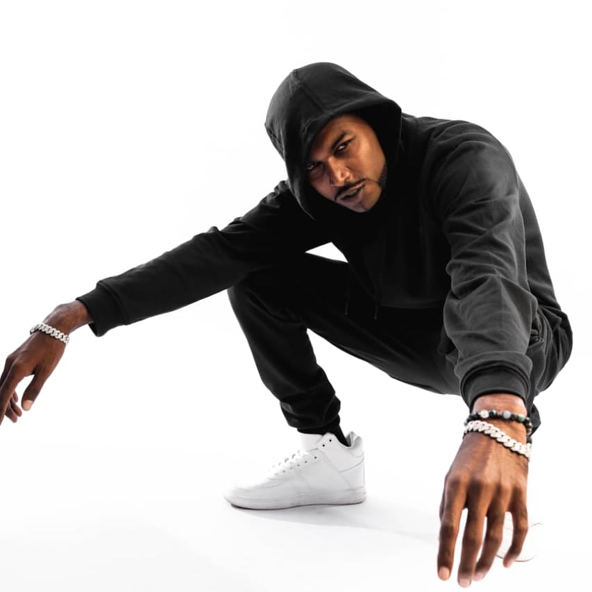 lincolnZAbvg's tweet photo. Whatever you choose to do in life. Do it with your All 🙌🏾💯

#BVGDA1ST 
#brownvangogh 
#RealBVG
#trending #viral #Rap #Trap #Bars #Progression #Lyrical #SaHipHopWave #Hypemag #SaHipHopMag #SaTrending https://t.co/oL3sXPN6to