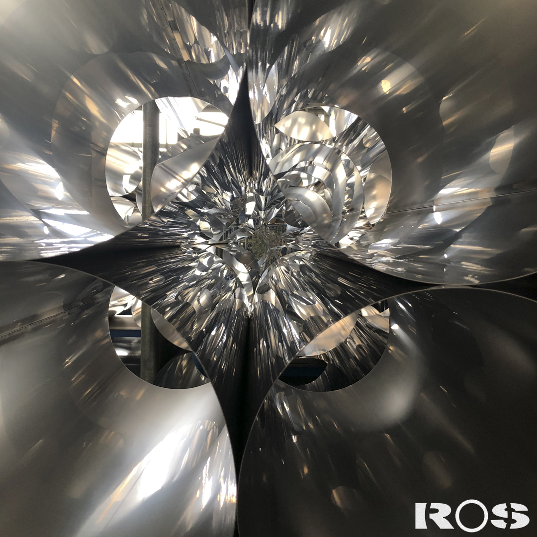 ✨Tubos de acero inoxidable soldados con láser✨
✨Laser-welded stainless steel pipes✨

#rosducting #rosgroup #laserwelding #steelwork #industrialphotography