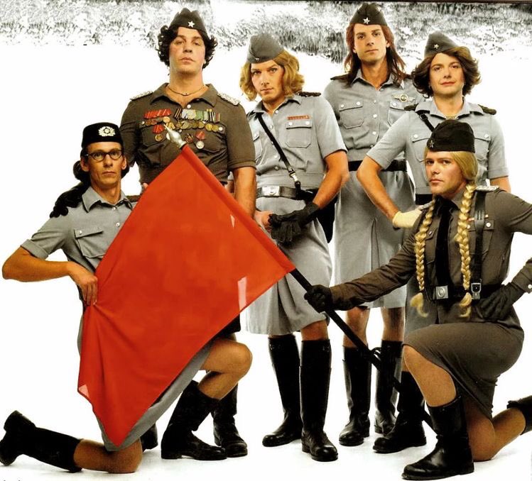 hourly rammstein! ✚⁫ tweet media