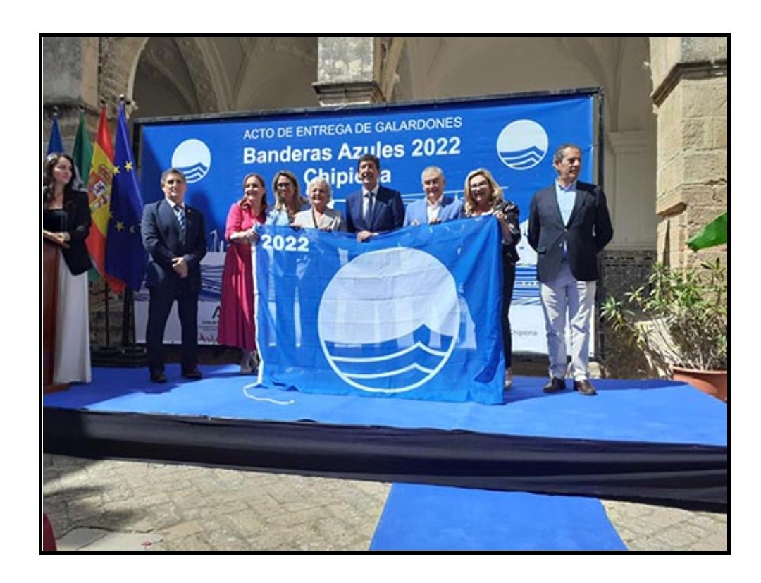 _ElObservador_'s tweet photo. #OJO

El Ayto d @malaga presume d las 7 #BanderasAzules q reciben playas d la ciudad en una ‘#fantasiosa’ nota d prensa sin parecido con la realidad. Esto es un ‘negocio’ d la asociación privada #ADEAC q cobra unos 450 euros por candidatura.
. https://t.co/PYMbvVTUhX