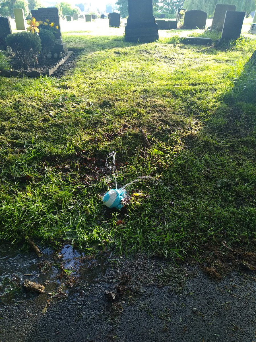 dinky156's tweet photo. @KirkleesCouncil looks like someone's damaged one of the taps in the cemetery on Edgerton Road @YorkshireWater https://t.co/sHb8snGPuo