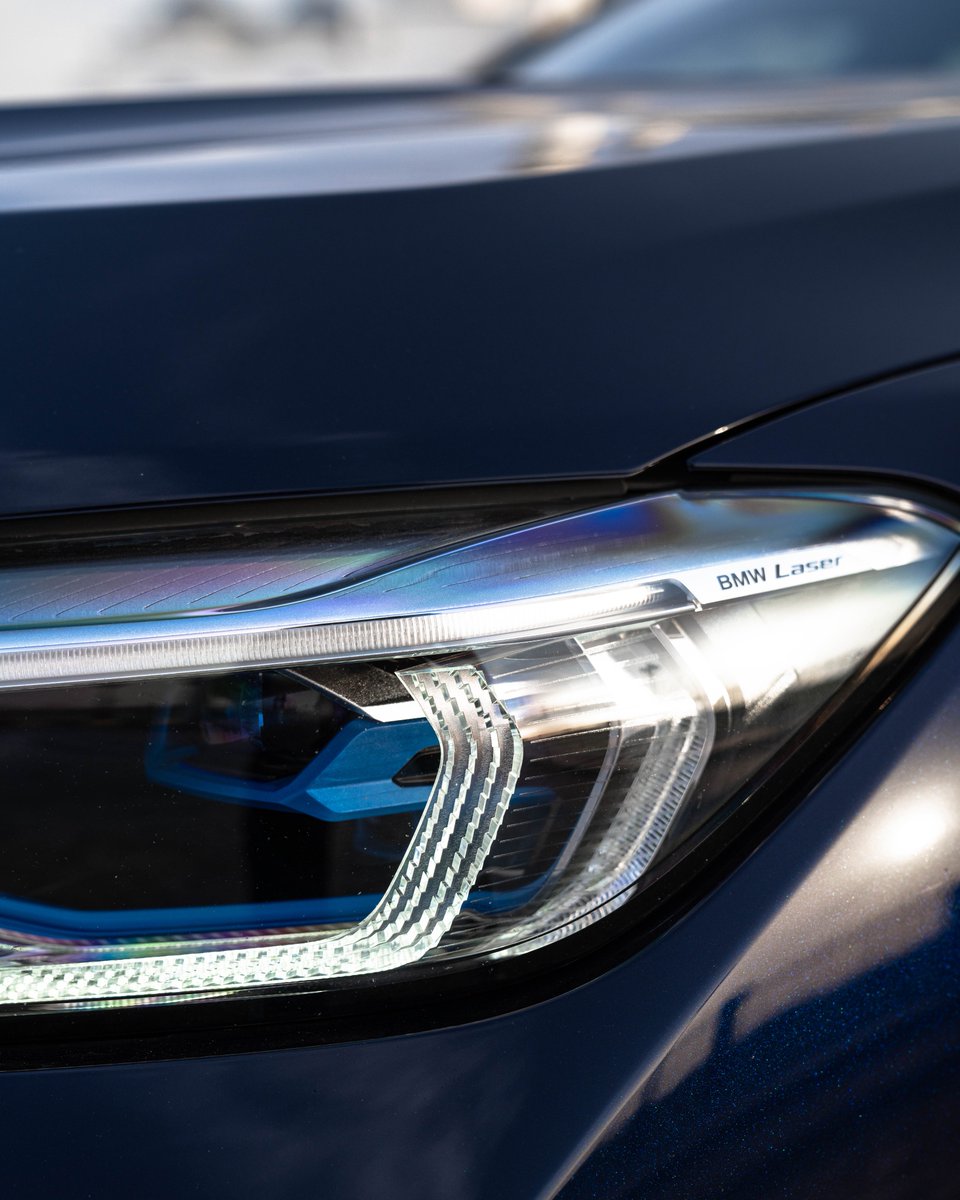 BMW_AGMC's tweet photo. A monument of excellence.  Swipe to see the dynamic details of The 7. 💙

#BMW7series #The7 #730Li #BMWAGMC #BMWdubai https://t.co/splG151P6G