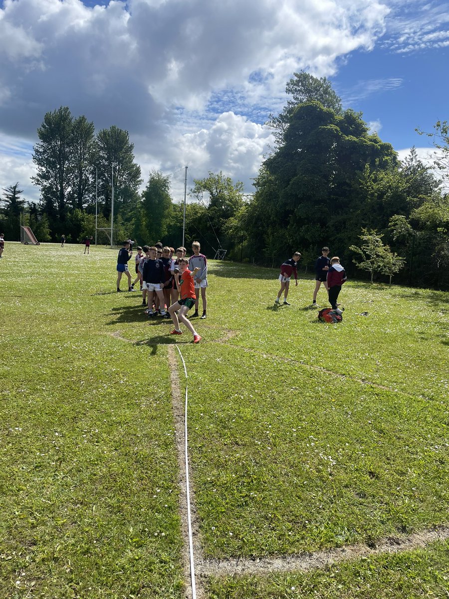 BtecSphs's tweet photo. More Shot-Putt action yesterday with year 9s and 10s. @WannaTeachPE @AthleticsNI https://t.co/WTck9yQiSi