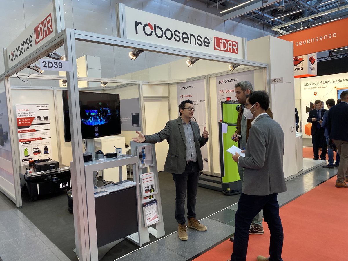 RoboSenseLiDAR's tweet image. The 1st day at #logimat2022 ，take a look with us #RoboSense
-Constant stream of visitors
-Found our partner
-Discover our LiDAR
Booth D239，Right Here Waiting for you！
