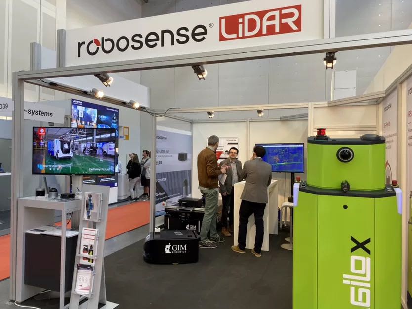 RoboSenseLiDAR's tweet image. The 1st day at #logimat2022 ，take a look with us #RoboSense
-Constant stream of visitors
-Found our partner
-Discover our LiDAR
Booth D239，Right Here Waiting for you！