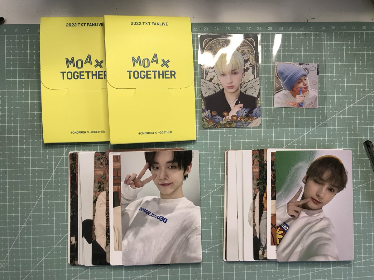 Yeonderella99's tweet photo. ITEMS THAT ARRIVED TODAYYYYY YAYYYY #TOMORROW_X_TOGETHER #GOOD_BOY_GONE_BAD #MOAXTOGETHER #YEONJUN #TAEHYUN #HUENINGKAI #TXTTEAR https://t.co/F36hjTAgnR