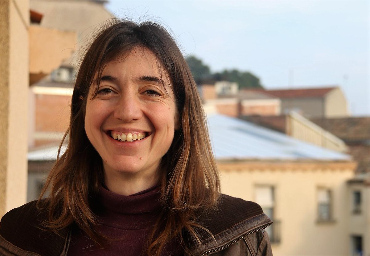 revistavalors's tweet photo. 📌"L'autenticitat, la inclusió social i la fidelitat al territori que habitem són alguns dels #valors de la cooperativa"

▶️Recupera l'entrevista de @laura_cera a Clara Griera, enòloga de l'@olivera_coop (min. 28): https://t.co/Uy2bifBgi5 

📍#valorsalalça @mataroradio @laxarxa. https://t.co/5xmS6wxLXZ