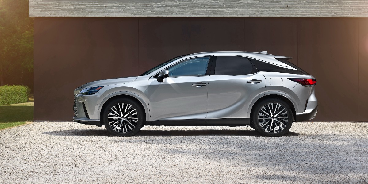 Lexus UK tweet media