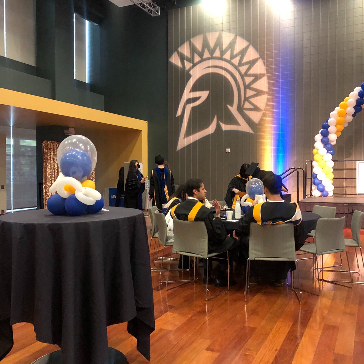 SJSUiSchool's tweet image. We were so excited to celebrate our iSchool graduates in person this year at the @sjsu_cpge commencement ceremony. Here are a few photos from the big day 📸🎓

#SJSUiSchool2022 #SJSU #SJSUGrad  #SJSUAlumni #graduation2022 #graduation #gradschool #grad