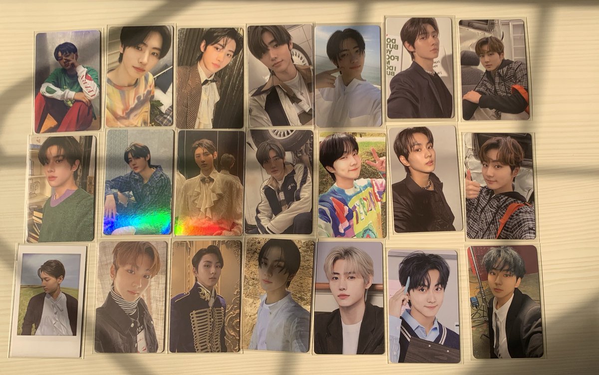 yuniecarts's tweet photo. 𓂋 wts lfb ph ! ☻ #yunsells

✶ jungwon &amp; sunghoon tingi

𓄲 TINGI!
𓄲 price breakdown in thread.
𓄲 onhand, ready to ship.
𓄲 read carrd for more info.

t. jay jake charyb holo selca down concept ody odysseus no poke cheek sg22 pola polaroid hype up ggu nrpc bc b-c pob https://t.co/XCwdHOz0qg
