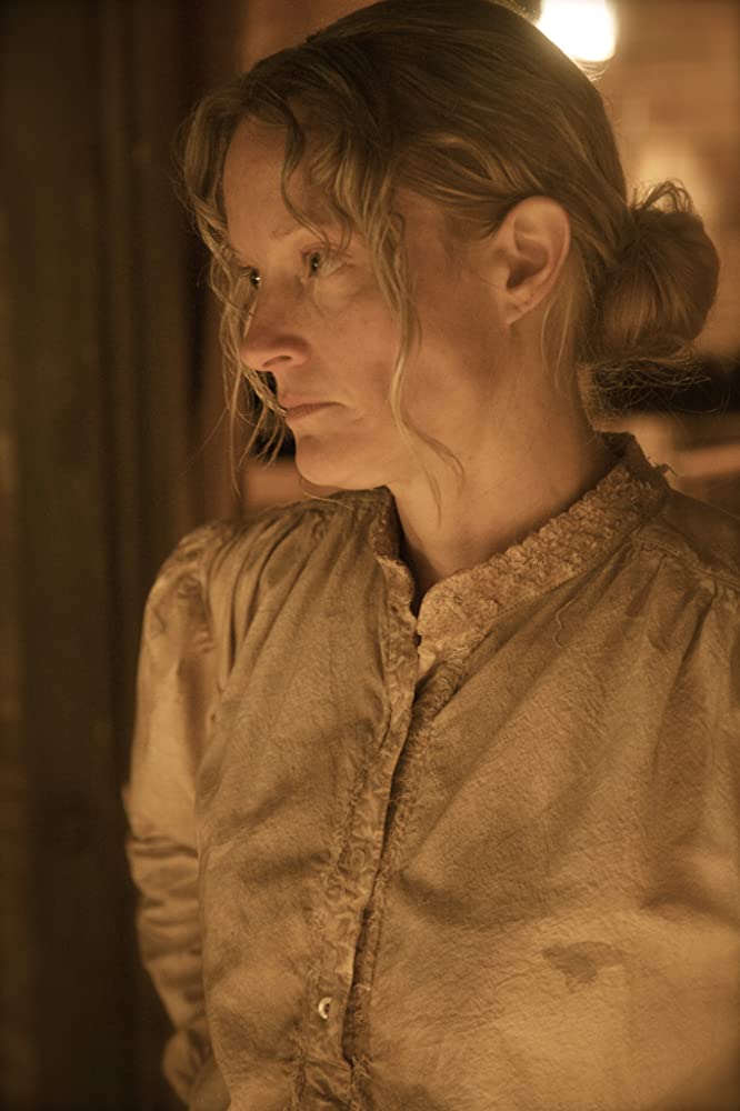 DivisaFilms's tweet photo. #BuenosDías☕️🥐#FelizMiércoles
Un 1 de junio de 1969 nacía🎂 la actriz Teri Polo
📸#OutlawsAndAngels #TeriPolo https://t.co/MYGHJ1ZRkT