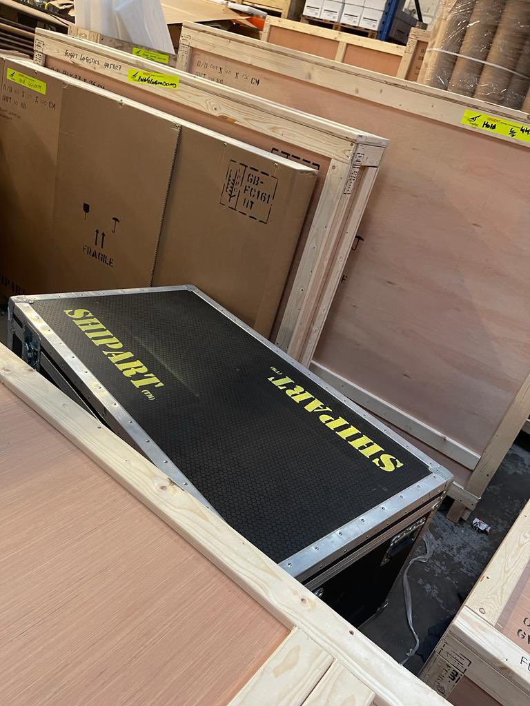 flightlg's tweet image. Visions from our #warehouse at #Heathrow – Made-to-measure plywood boxes filled with art waiting to be shipped to different destinations across the globe…
#packandship
