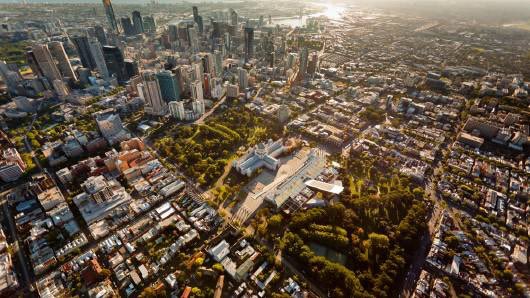 “Children who grow up surrounded by trees, grass and green space have a lower risk of developing a mental illness later in life, according to Danish researchers”

canberratimes.com.au/story/7756101/…