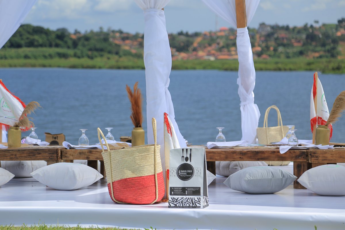 ShakaZuluUg's tweet photo. We specialize in using local, seasonal ingredients at their finest. We love to cater for Weddings, introduction ceremonies, office lunches, corporate events, picnics, birthdays &amp; business breakfasts. 
#shakazuluexperience 
#shakazulubwebajjachapter
#ShakaZuluFoodsEventsCatering https://t.co/BgrIwwIIss