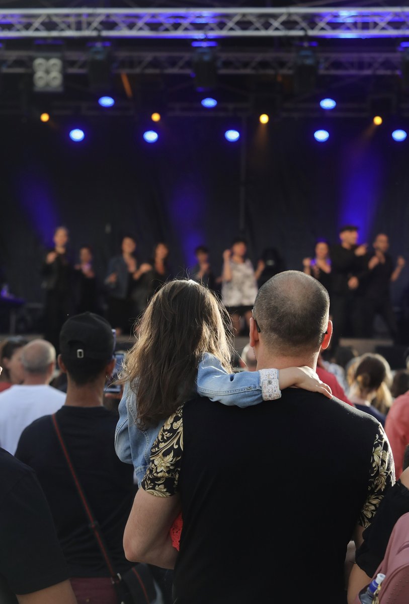 saint_etienne_'s tweet photo. [Fête de la Musique] La nouveauté de cette édition 2022 ? Des lives dans les quartiers ! Les Place Bellevue et Place Mozart à Montreynaud auront leurs propres scènes où elles accueilleront respectivement 6 et 4 groupes ! #FDLM22 #SaintEtienne https://t.co/neN3OsAjJO https://t.co/dWEv0kaKYP