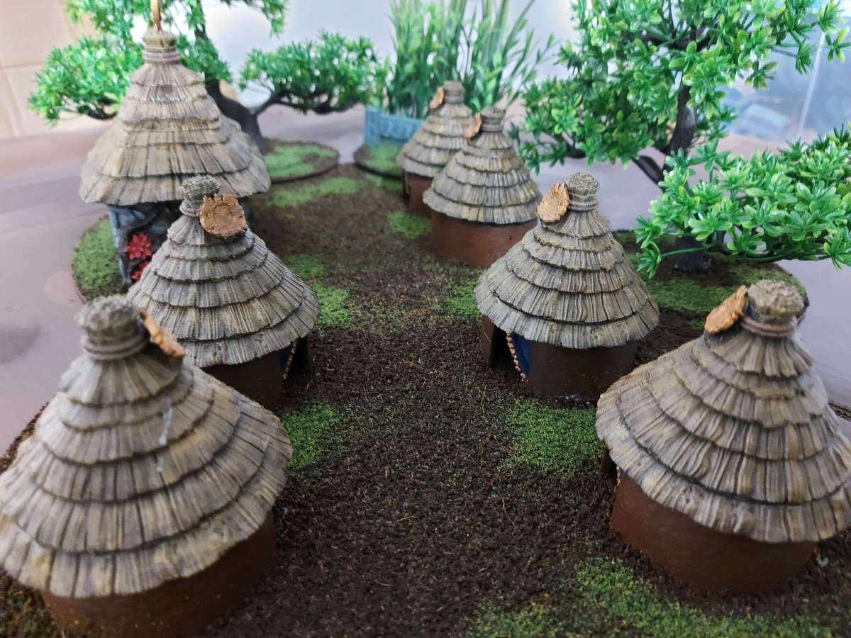 PolymathTT's tweet photo. WIP Wednesday! Some more jungle terrain this week, somewhere for the locals to live. Slowly but surely getting all the terrain we need for our ambitious tournament plans!
What is everyone else working on this week? https://t.co/7zcQj2ngVk
