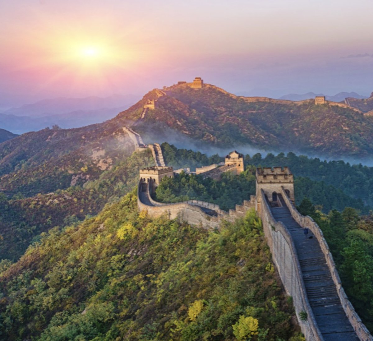 guardfrogg's tweet photo. @skaterhomies It would be sick to see a skater homie on the Great Wall of China! Maybe even do a trick off the guardwall 😂🔥 @Aut0Clickz @crumbze @LoneStarNFT https://t.co/kZDBqGKdjx