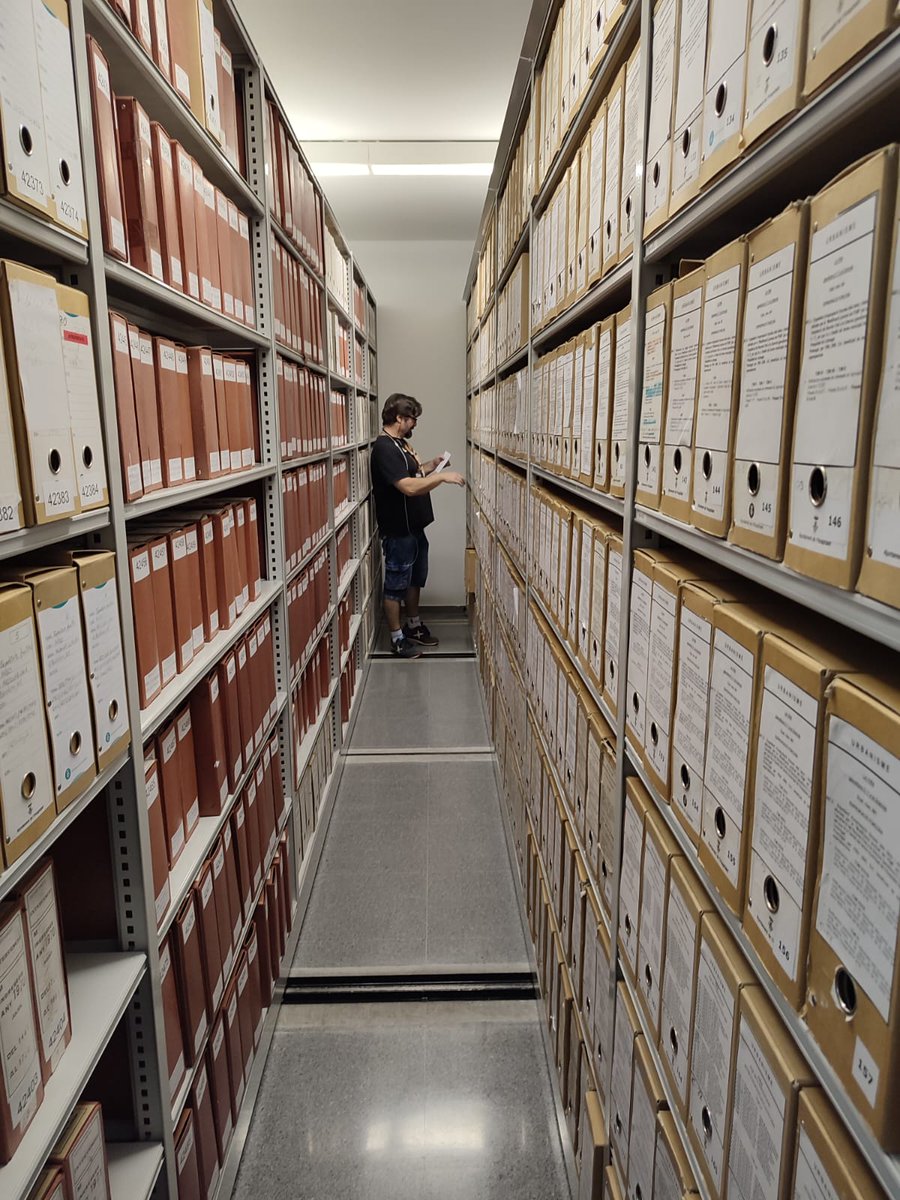 MuseuLH's tweet photo. Sovint anem a l’arxiu per a documentar fets de la història i el patrimoni local. @LHArxiu posa a l’abast les eines i els instruments de descripció que agiliten la recerca.
#recerca #bequeslh #històrialh #memòrialh #patrimonilh
https://t.co/P51mZCV05f https://t.co/ZzHtiJ9sNg
