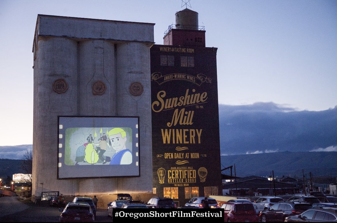 fvs_movie's tweet photo. F.V.S. playing at a drive-in? With the #oregon landscape in the background? Pinch me! 

Thanks again #oregonshortfilmfestival 

#oregonshortfilmfestival #fvs #frederickvonscholar #frederickvonscholarshowtoseries  #jimallison #funny https://t.co/iKIN3u2emn