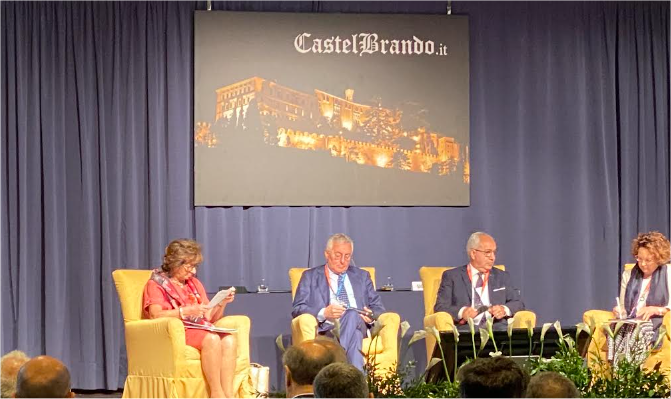 CamCom_gov's tweet photo. Nasce la “Carta di Cison di Valmarino”, un memorandum sul #turismosostenibile firmato dal presidente di @unioncamereVEN @mariopozzatv alla presenza del presidente @unioncamere Andrea Prete e delle delegazioni #Mirabilia https://t.co/rjoeBc4Qxm
#mirabilianetwork #turismoculturale https://t.co/wMwrG4edvl