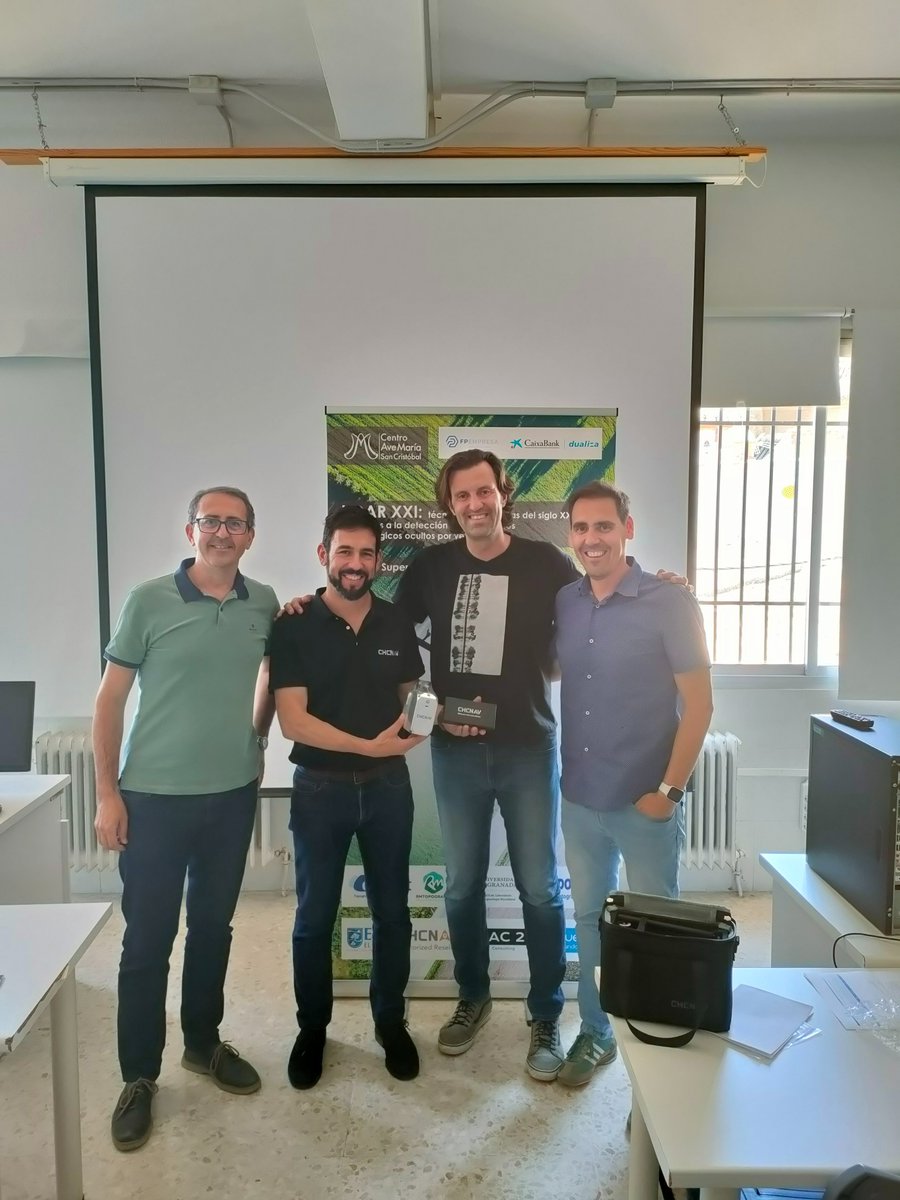 Proyectos Obra Civil Ave María San Cristóbal (@obracivil_amgr) on Twitter photo PROYECTO LIDAR XXI: la empresa @acconsulting21 nos hace entrega del LIDAR CHCNAV de @chcspaindealer. Nuestros alumnos pondrán realizarán el escaneado y el procesado de la nube de puntos obtenida para la obtención del modelo 3D
<a href="/CABK_Dualiza/">CaixaBank Dualiza</a> <a href="/fp_empresa/">FPEmpresa</a>
@memolabugr <a href="/efaelsoto/">EFA El Soto</a> PROYECTO LIDAR XXI: la empresa @acconsulting21 nos hace entrega del LIDAR CHCNAV de @chcspaindealer. Nuestros alumnos pondrán realizarán el escaneado y el procesado de la nube de puntos obtenida para la obtención del modelo 3D
<a href="/CABK_Dualiza/">CaixaBank Dualiza</a> <a href="/fp_empresa/">FPEmpresa</a>
@memolabugr <a href="/efaelsoto/">EFA El Soto</a>