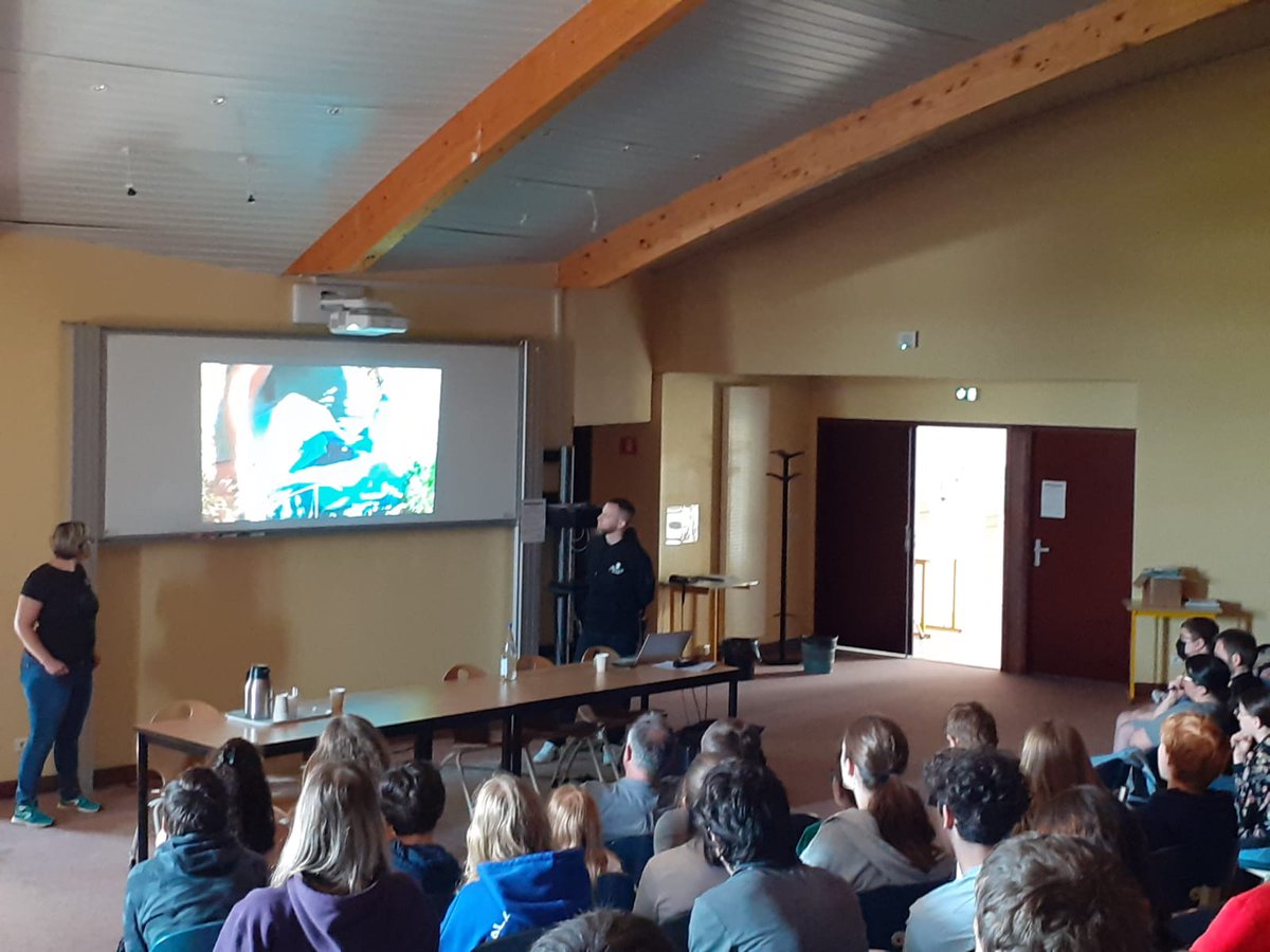 LRibeaupierre's tweet photo. Magnifique journée consacrée à la biodiversité entre conférence et ateliers...des élèves du collège et de l'école ont pu profiter de ce moment. Merci aux partenaires.@SeaShepherdFran @LPOFrance #SNA @Ribeauville68 @Le_Museum #Ribolab @acstrasbourg @LRibeaupierre @DavlcStrasbourg https://t.co/2eYit8ECgG