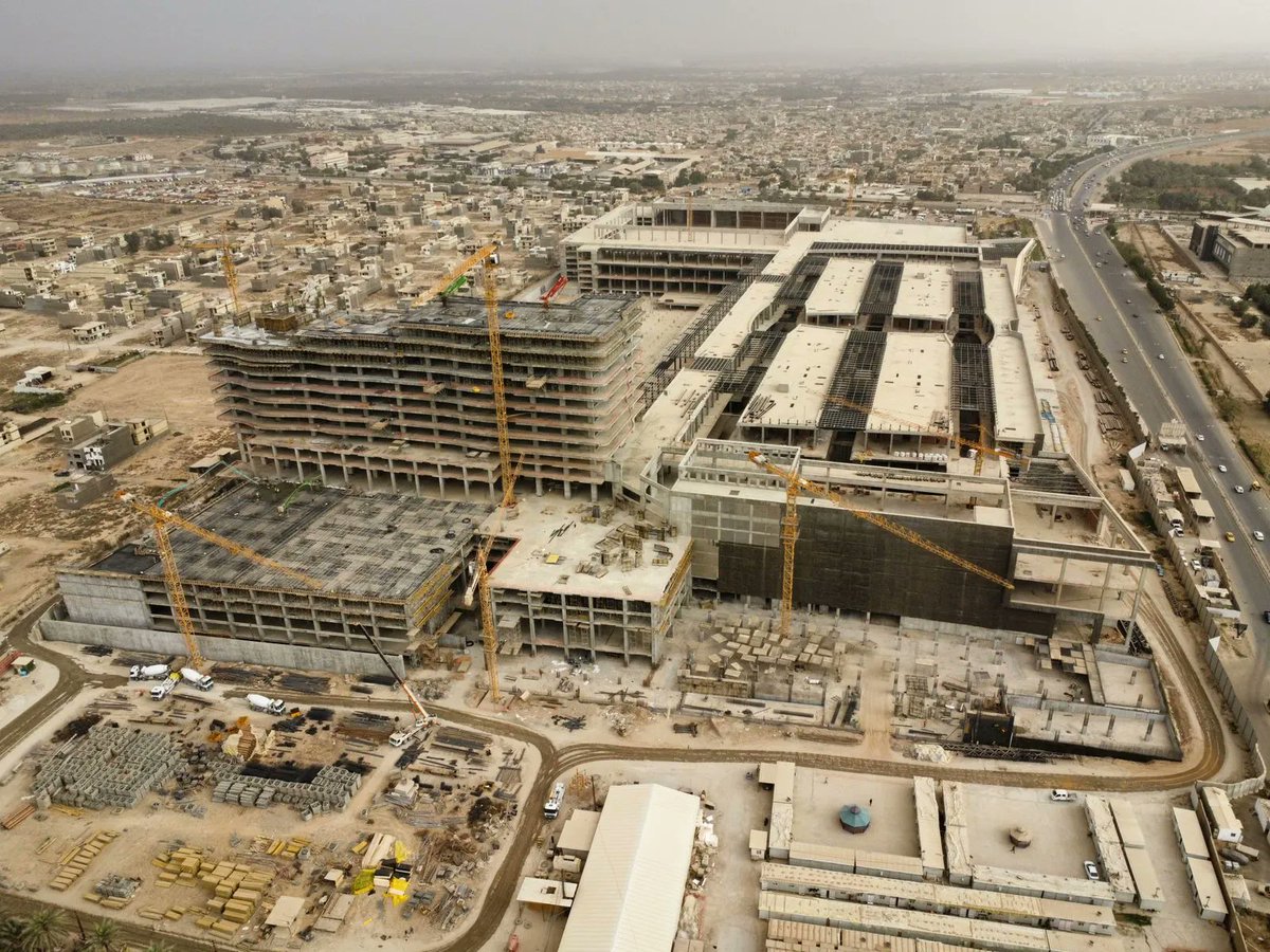 insaat_dunyasi's tweet photo. İNŞAAT DÜNYASI/İSKELE KALIP ÖZEL
Irak’taki “Bağdat Mall” Doka çözümleriyle yükseliyor https://t.co/fA4UOu5QY9 @DokaKalipIskele @enderozatay #iskele #kalip #Construction https://t.co/FMoNwYk7T5