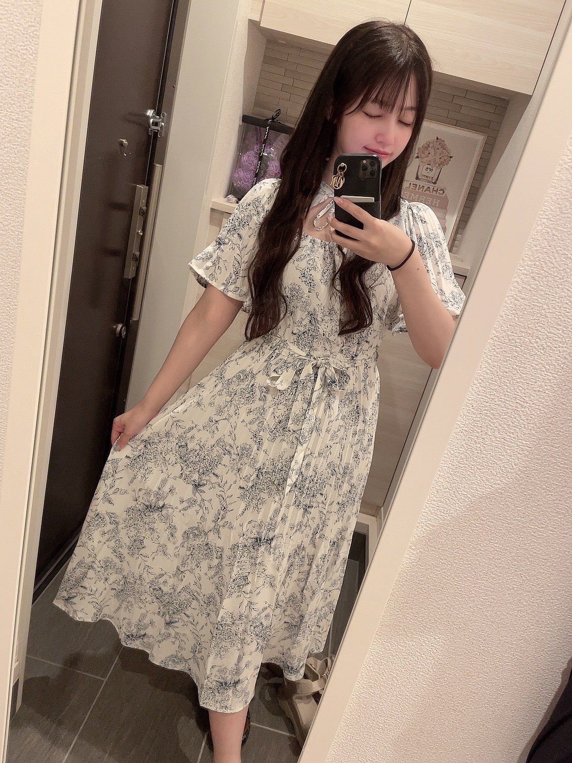 田中みな実さん着用モデル ロングワンピース フレイ アイディー