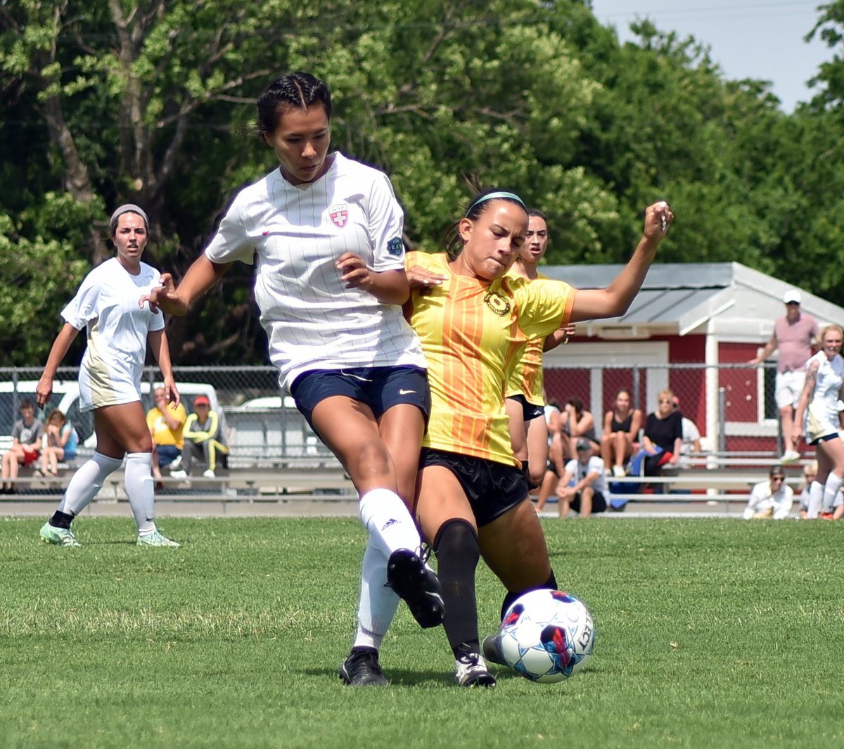OKCSideFC's tweet image. A few more from the first home opener. Aynslee about to send that ball home! Gracie toying with defenders all day long! Rena, like the other team wasn't even there! #onside #stayonside #soccer #football #oklahoma