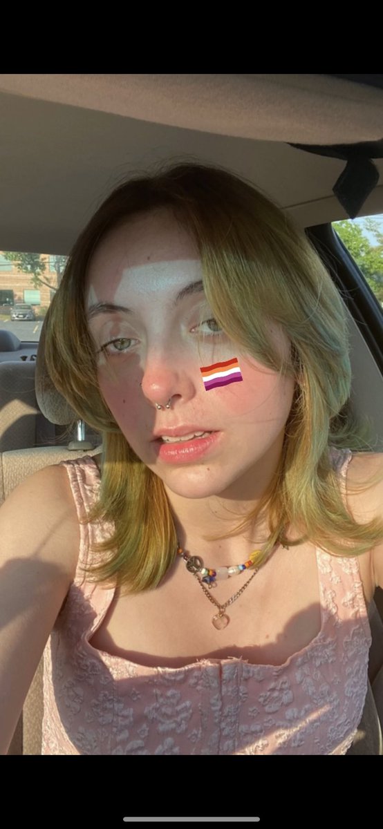 kingk4tie's tweet photo. happy pride month!! 🏳️‍🌈🏳️‍⚧️
i love gay people!!! so much!!! that is all! <3 https://t.co/P0Kj6dCax7