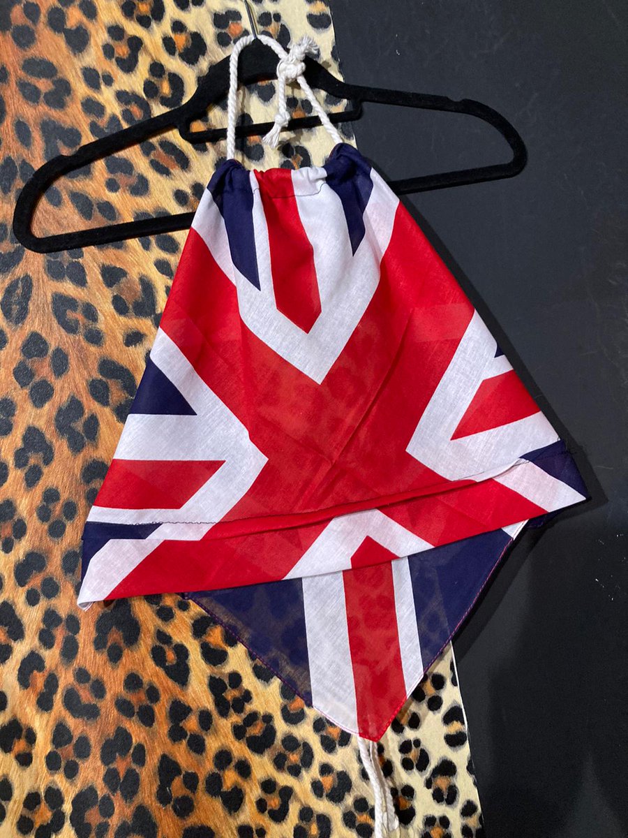 Pretty Disturbia 🖤 tweet media