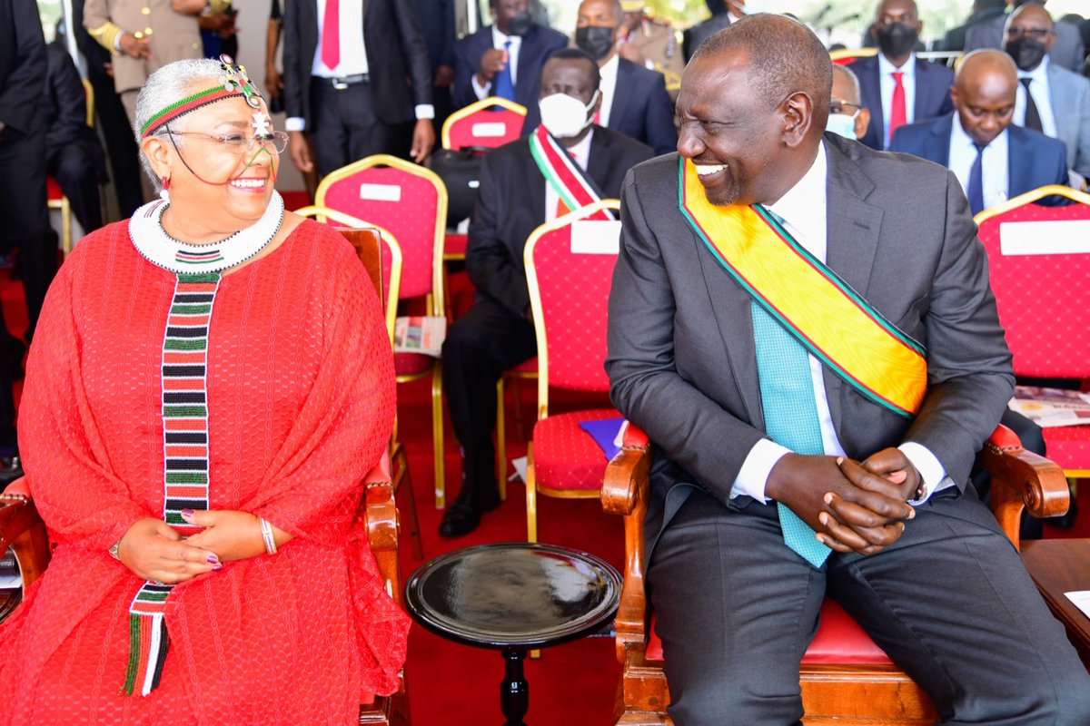 Kenyans's tweet photo. DP Ruto interacts with Margaret Kenyatta during the #MadarakaDay celebrations. https://t.co/qWBEvBXmcU