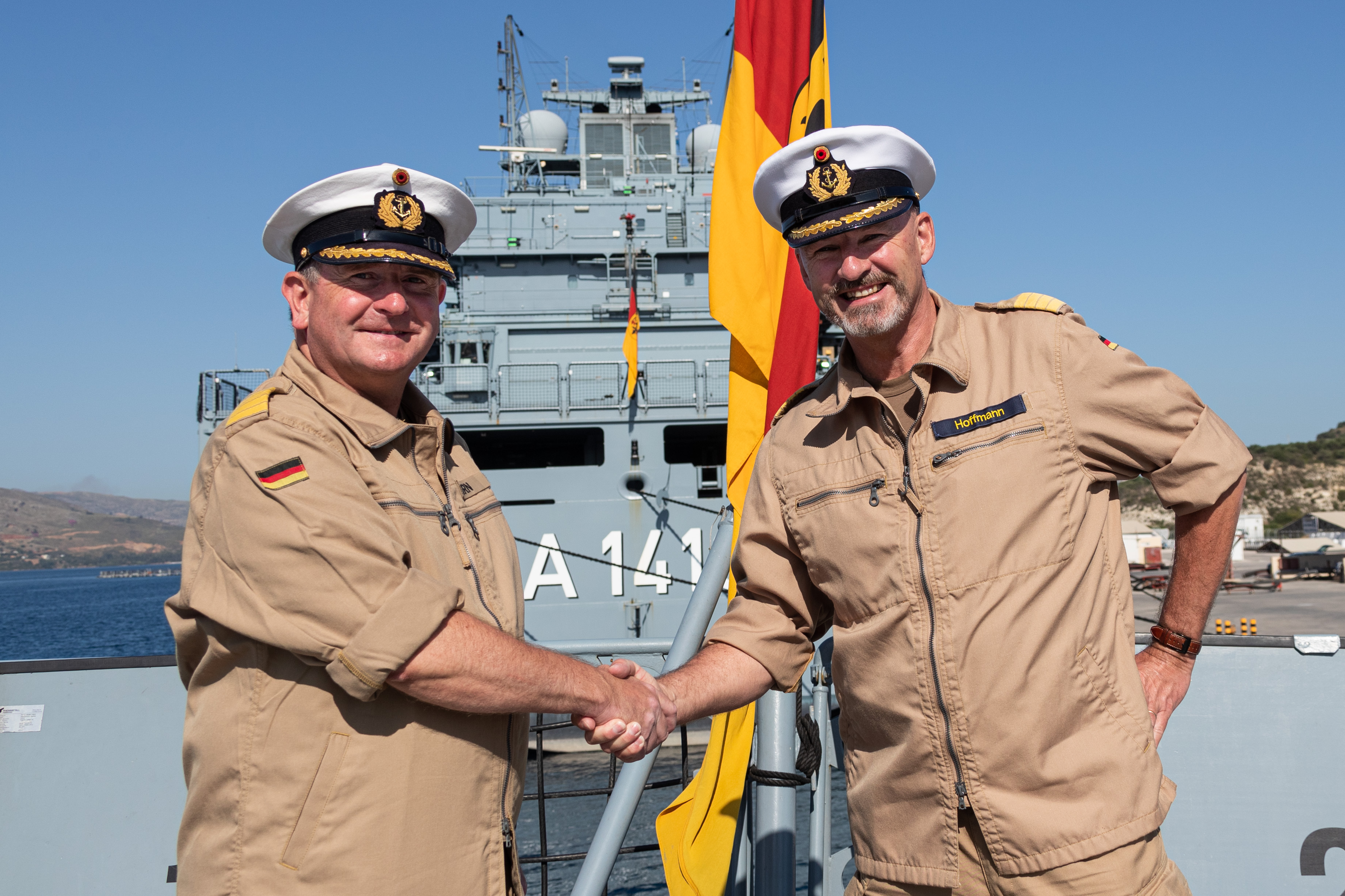 FlyNavy1 on Twitter "Bw_Einsatz Viel Erfolg & eine glückliche Hand