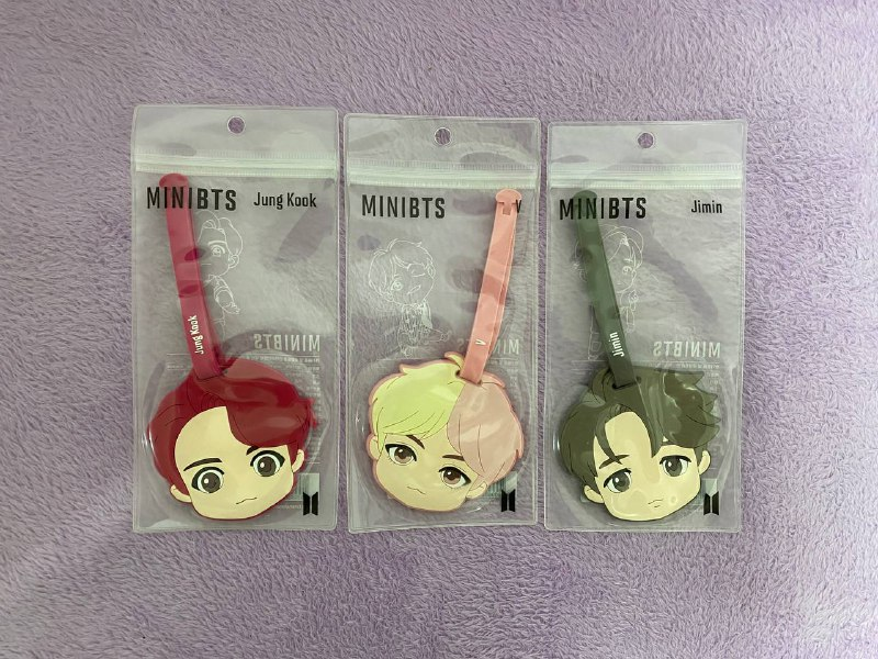 anpangoogiesell's tweet photo. 💜 DECLUTTERING GIVEAWAY 💜

1 winner of all items you see in the pictures below

mechanics
- must be following me
- like and rt this tweet
- winner must shoulder SF, ph only
- ends on june 12, 11:50pm ph time

that's it! goodluck! https://t.co/1bL5hr9rLG