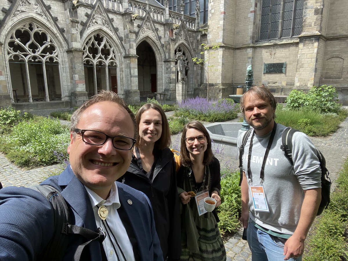 Great to be at beautiful #Hogwarts / @UniUtrecht for #EuSPRI2022 with awesome colleagues @steph_lng @kristina_bogner & Matthias Müller @UniHohenheim @UUCopernicus
