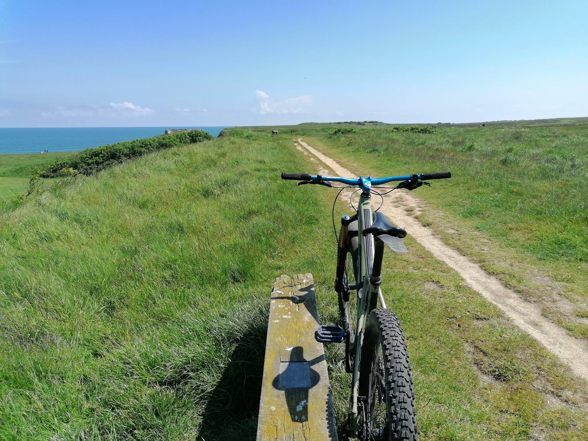 evanglis's tweet photo. Easy wander around the North East today. Now let that be an end to the rain for a week please. #southtyneside #ukmtbchat #gtzaskar https://t.co/hYEwvBIaME