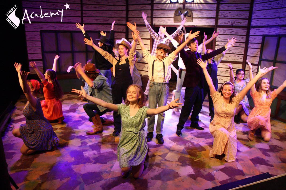 It's showcase season and all our talented students are taking to the stage to perform for friends and family

Break a leg to all those performing!