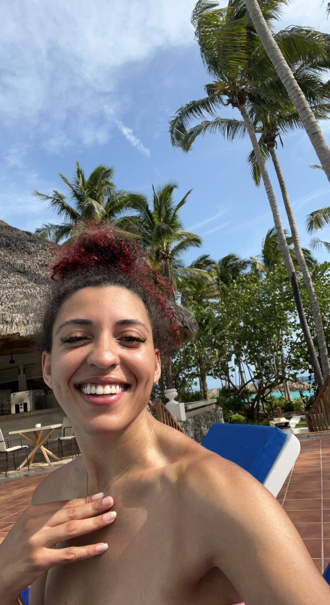 gabbethaa's tweet photo. we back 👀 cuba was fun tho https://t.co/6BTlbIfosV